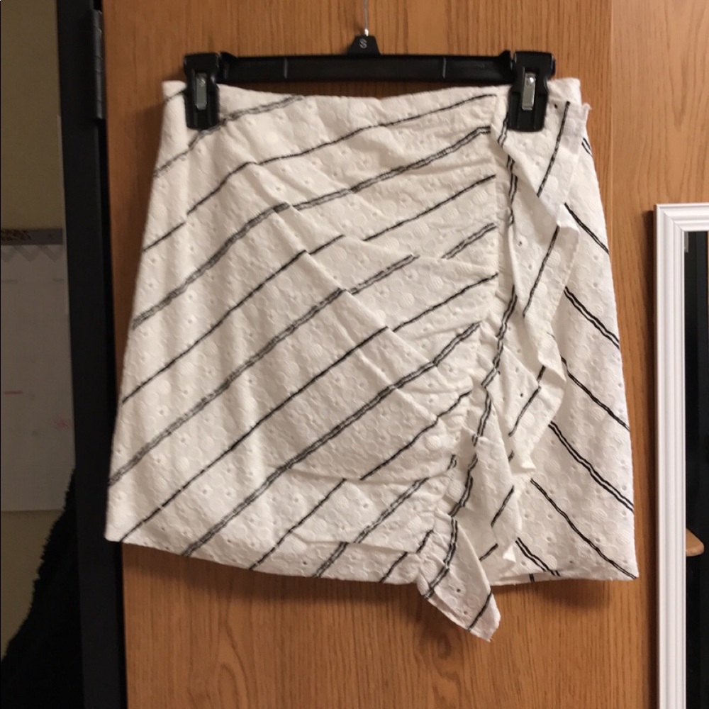 black and white ruffle skirt